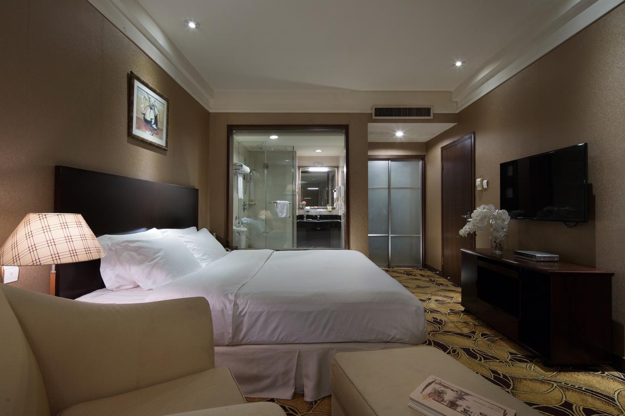 Wanxing Hotel Chao Yang Square Branch Наньнин Экстерьер фото